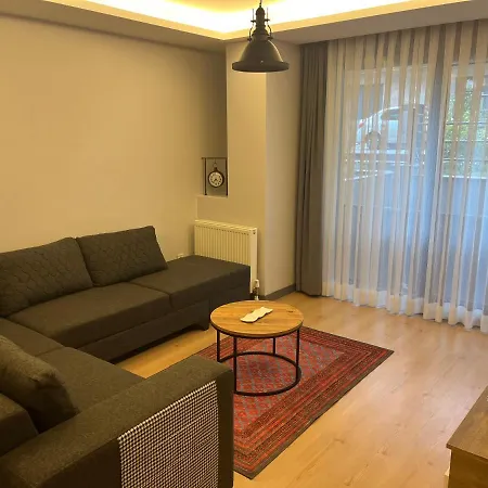 Comfy Flat, Close To The 