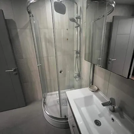 Comfy Flat, Close To The 