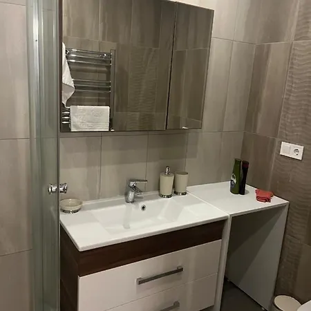 Appartement Comfy Flat, Close To The 